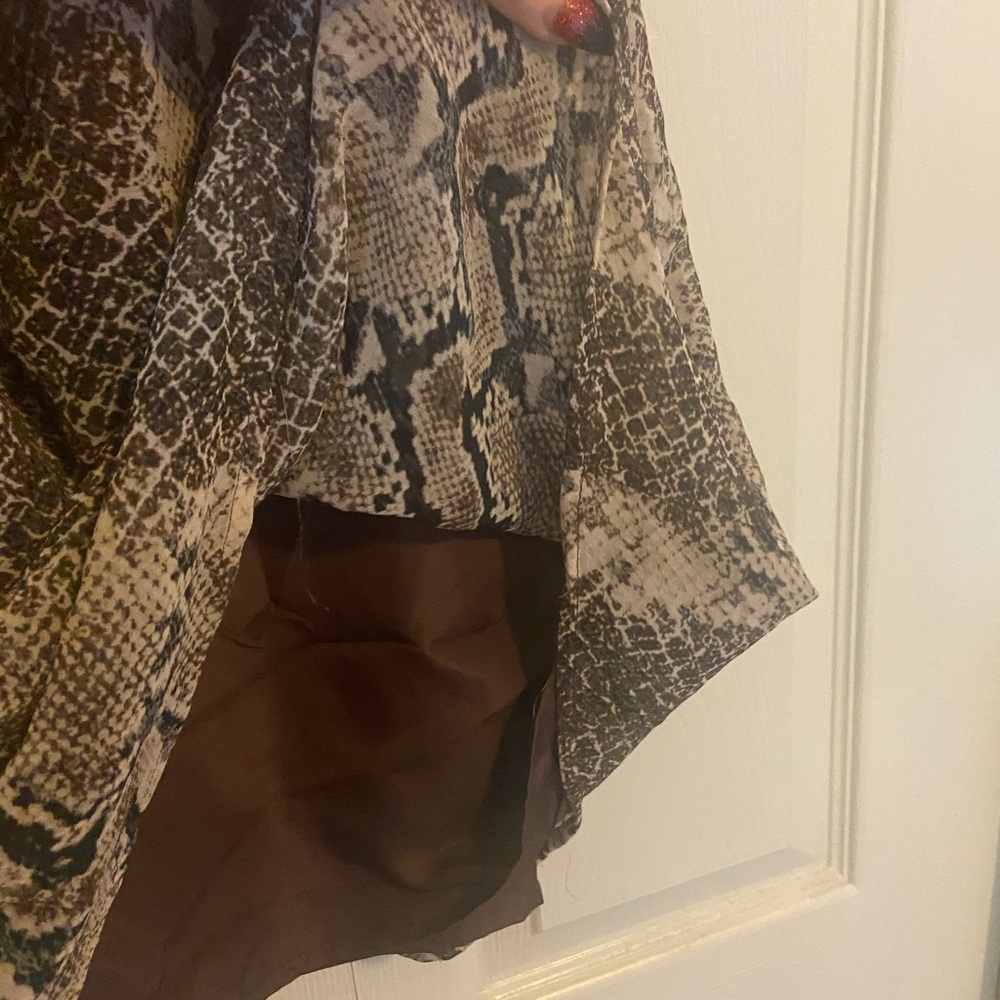 Like New! Fully Lined Python Print Ruffle Strap D… - image 3